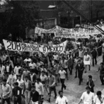 Jóvenes de la UNAM y del IPN se manifiestan en las calles de la Ciudad de México